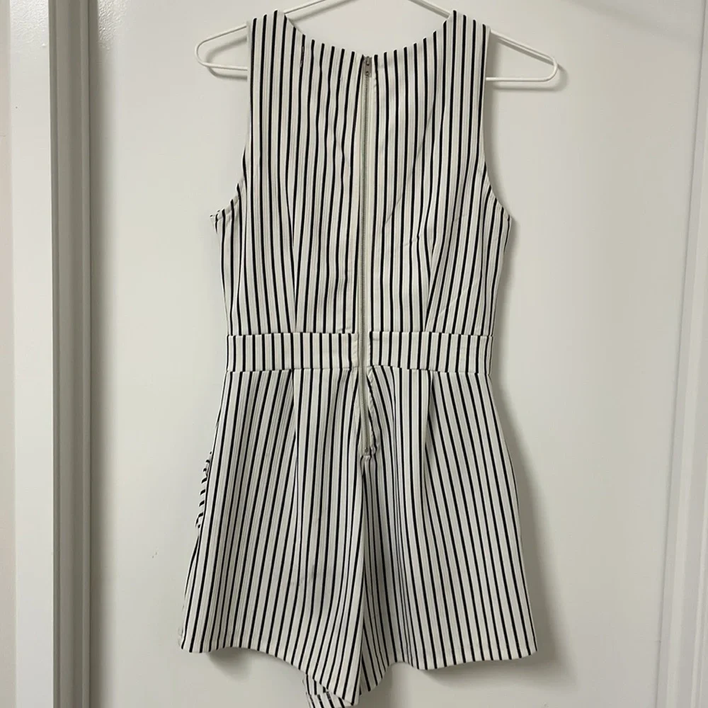 Black and White Stripe Playsuit - Picture 4 of 5